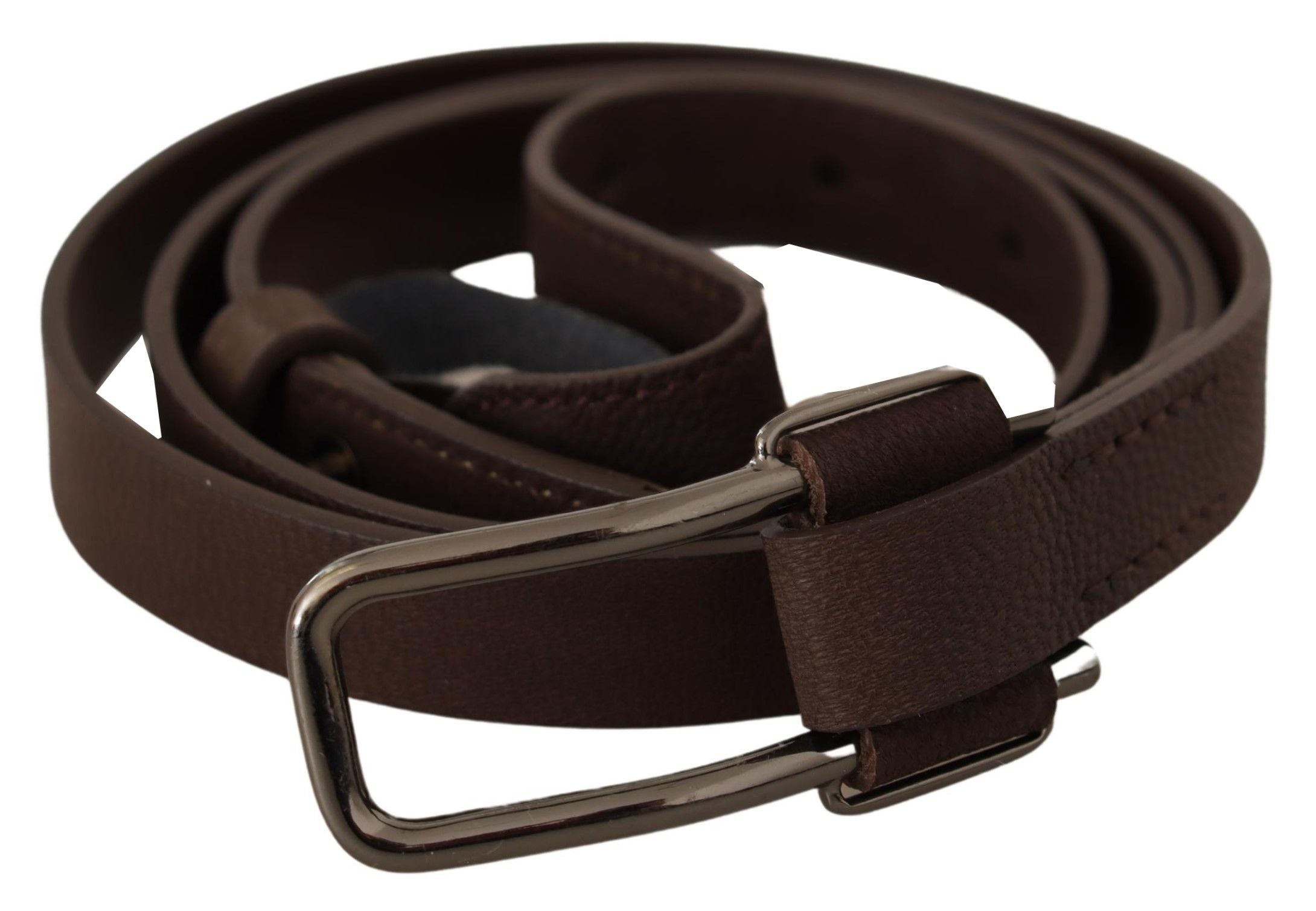 Eleganter brauner Modegürtel mit silberfarbener Schnalle